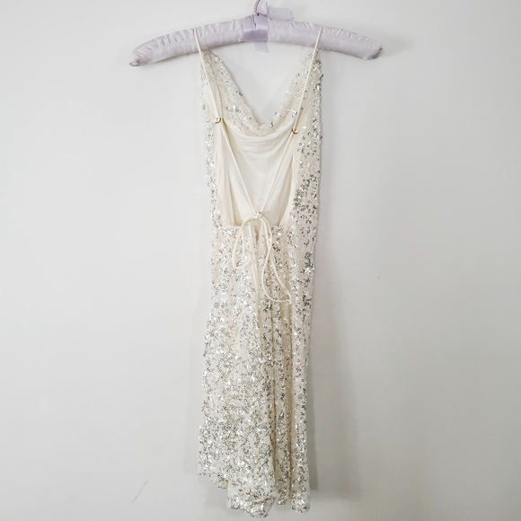 Winona Asha Sequin Mini Dress - Picture 6 of 8